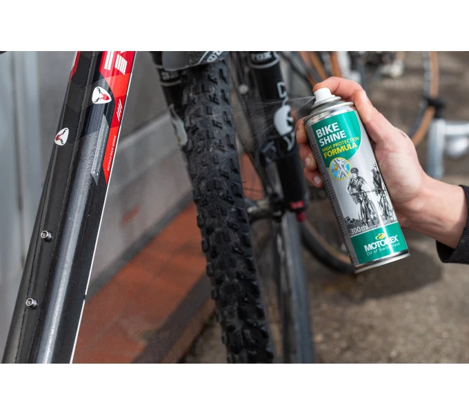 Motorex Bike Shine Oberflächenbehandlung 4 Motorex Bike Shine Oberflächenbehandlung – Bild 2