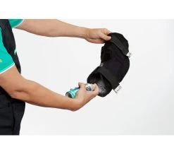 Motorex Helmet Care Spray Reinigungsschaum -Fahrradersatzteile motorex helmet care spray im einsatz 2