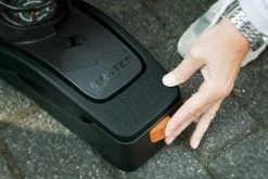 SKS Airstep Digi Fußpumpe Für E-Bikes -Fahrradersatzteile sks airstep digi fusspumpe im einsatz 2